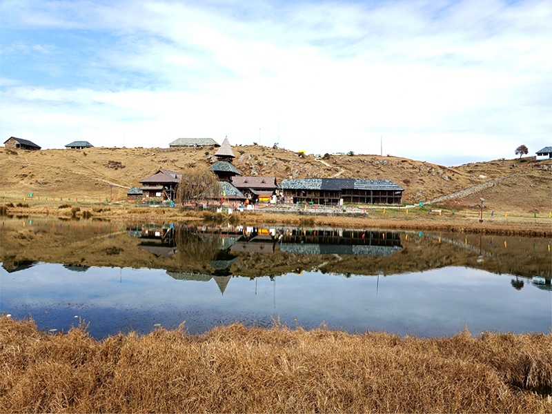 Prashar Lake